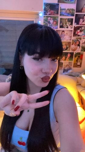 Elodie OnlyFans jeunes 4